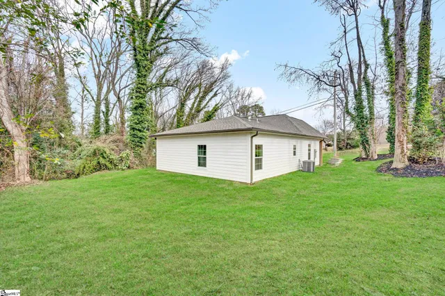 $309,900 | 201 Stratford Road, Greenville, SC 29605