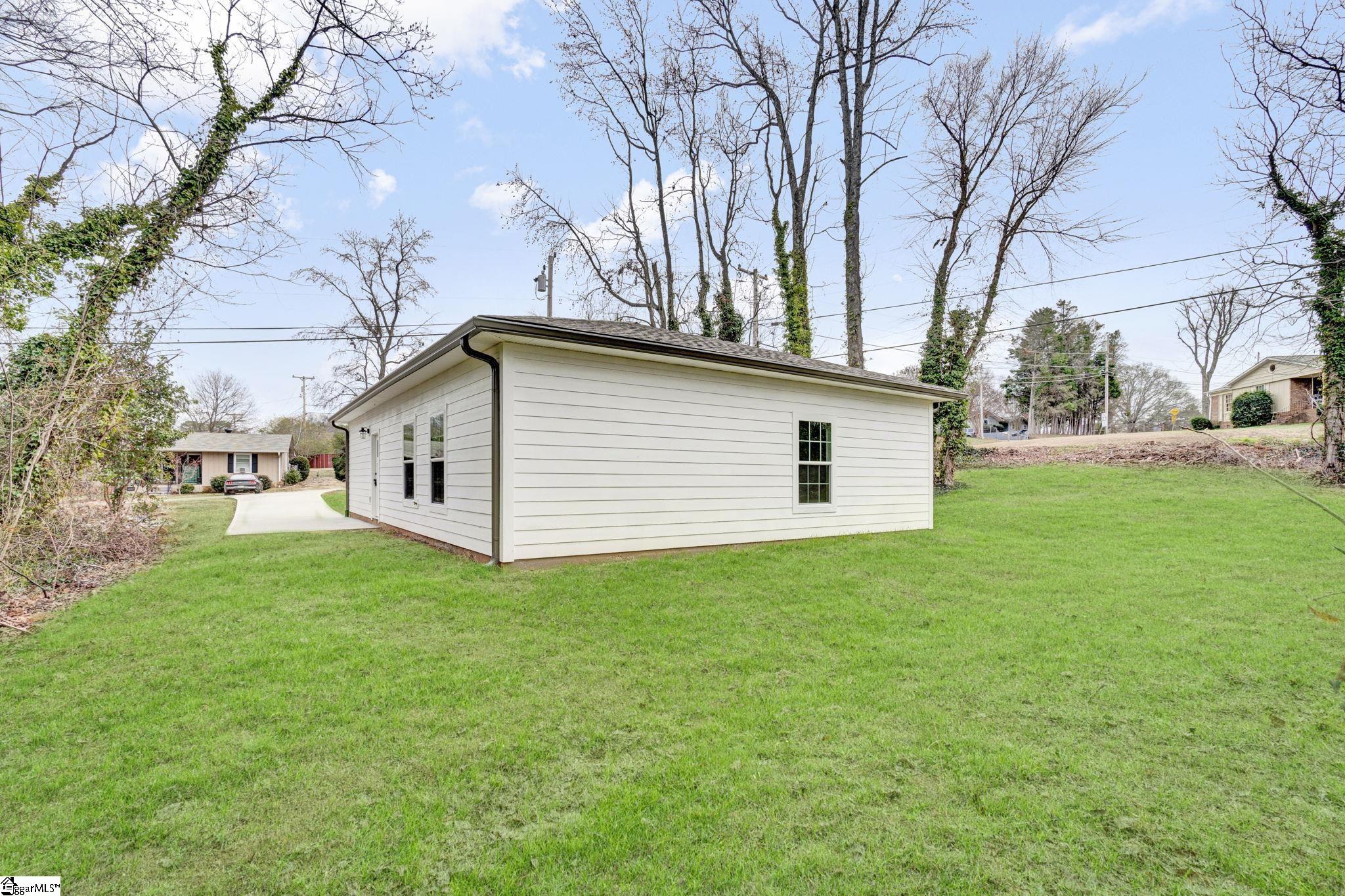 201 Stratford Road Greenville, SC 29605 - Photo 24 of 24