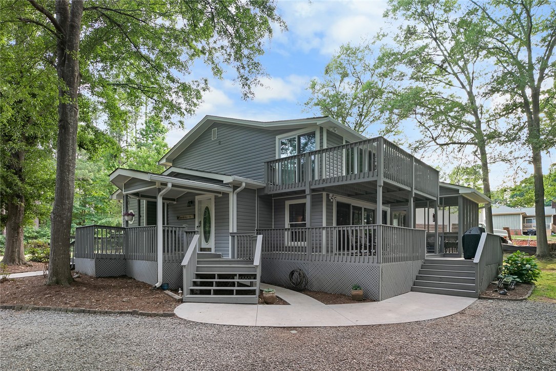 124 Peninsula Point Road Starr, SC 29684 - Photo 1 of 37