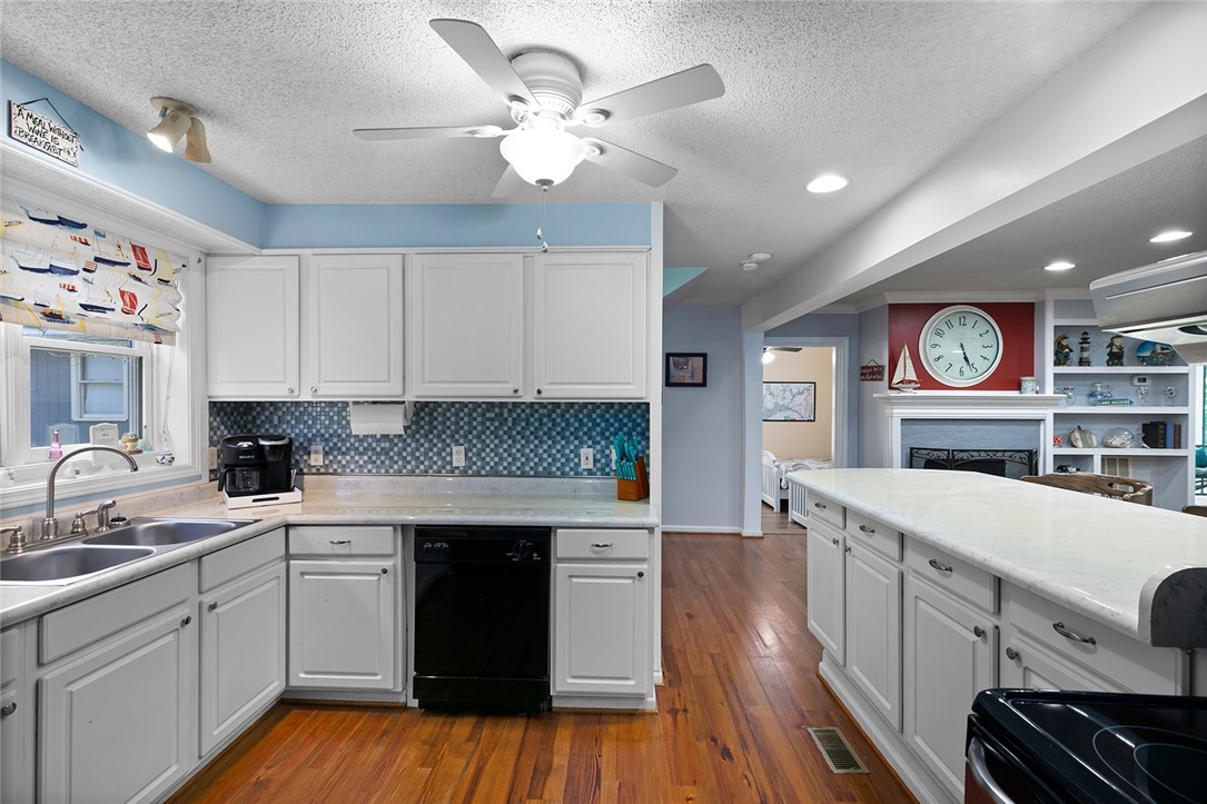 124 Peninsula Point Road Starr, SC 29684 - Photo 16 of 37