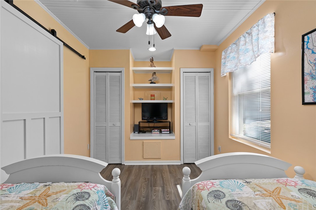 124 Peninsula Point Road Starr, SC 29684 - Photo 18 of 37