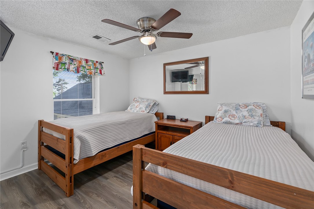 124 Peninsula Point Road Starr, SC 29684 - Photo 20 of 37
