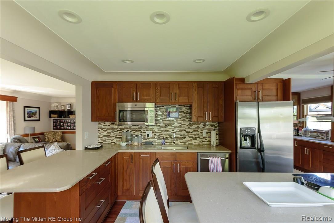 47044 Denton Road Belleville, MI 48111 - Photo 4 of 44 mtm_47044_denton-19.jpg