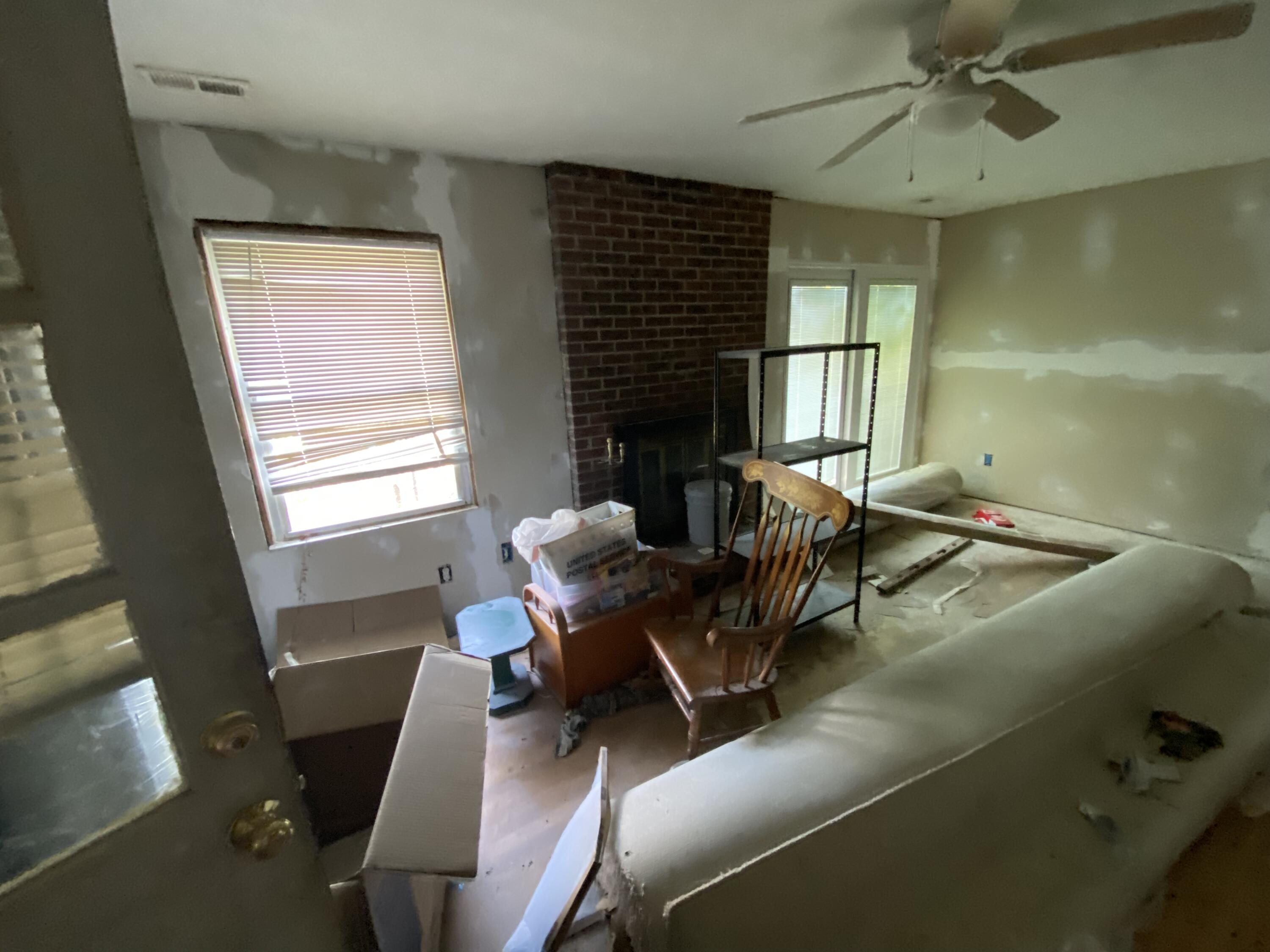 2300 Old Williamston Road Anderson, SC 29621 - Photo 4 of 10 IMG_8370