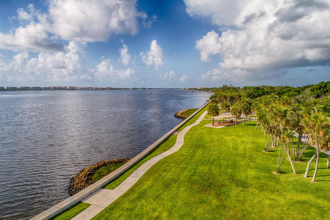 129 South Golfview Road, Unit 6 Lake Worth Beach, FL 33460 - Photo 36 of 52 Bryant Park