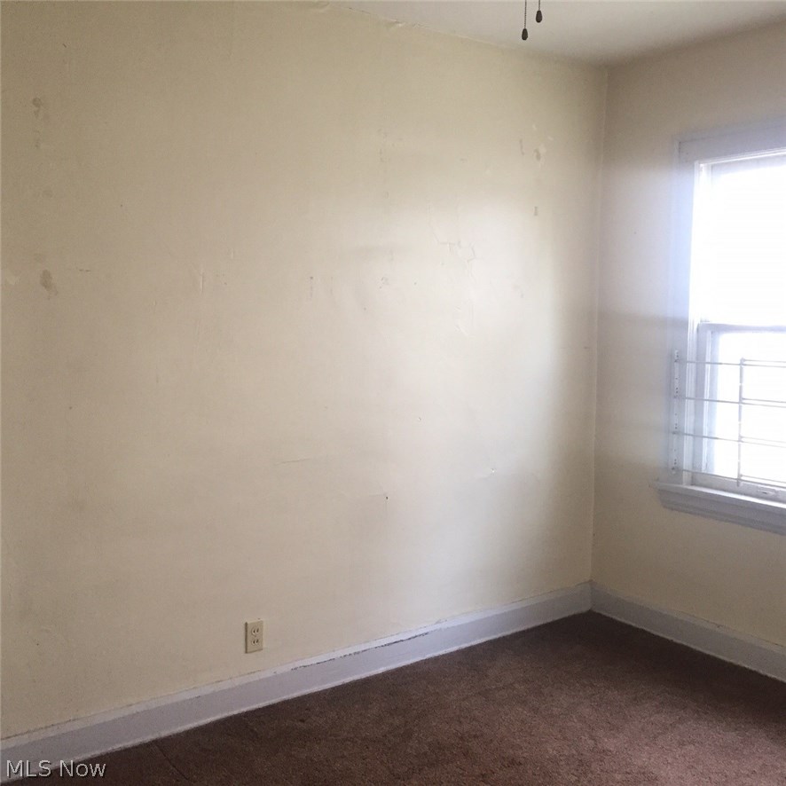 1826 Grantham Road Cleveland, OH 44112 - Photo 9 of 26