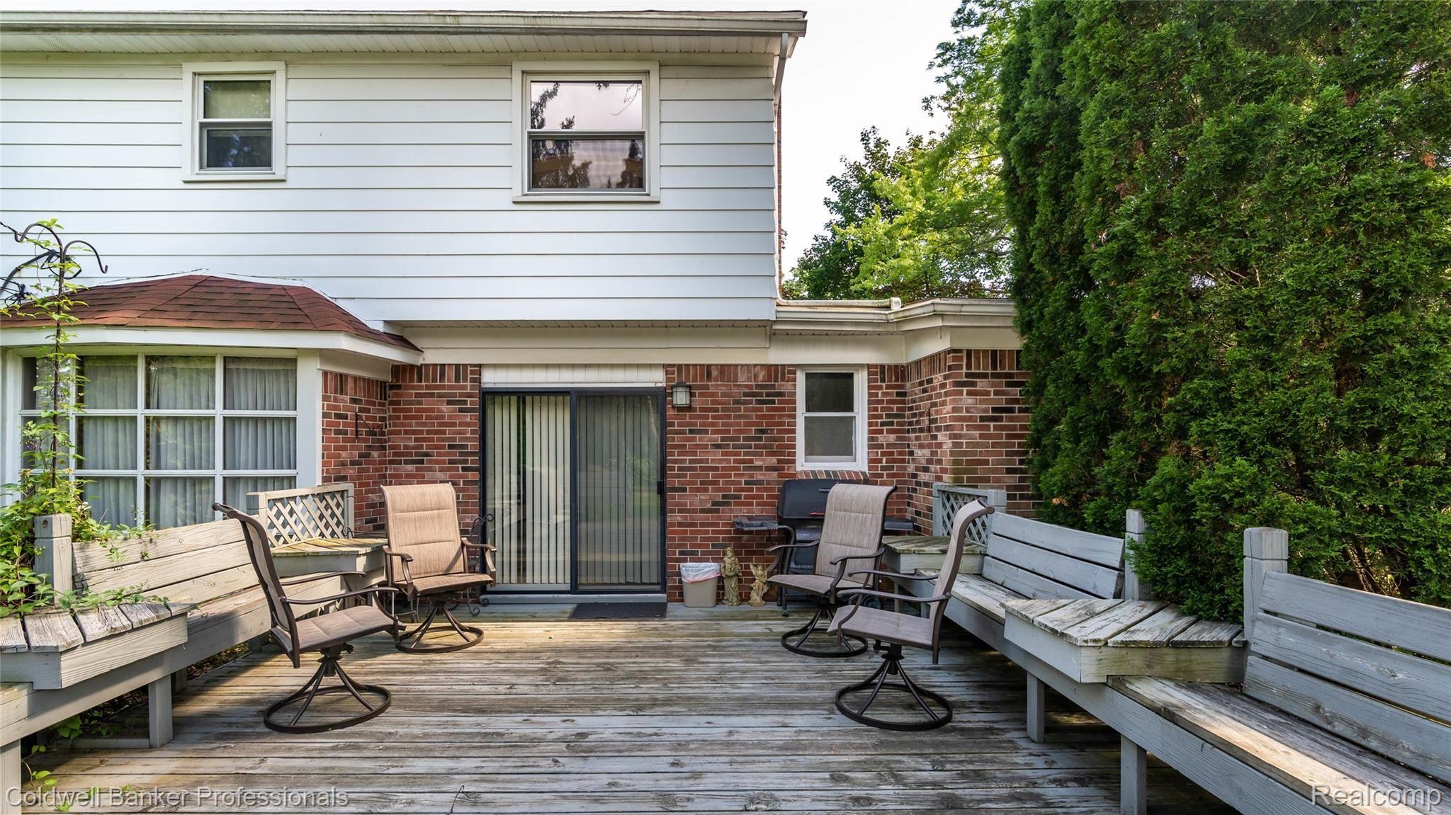 3823 Chapman Road Utica, MI 48316 - Photo 3 of 54 002_44.jpg