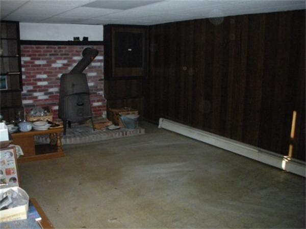 265 Richardson Road Fitchburg, MA 01420 - Photo 13 of 15 Gallery Image 13