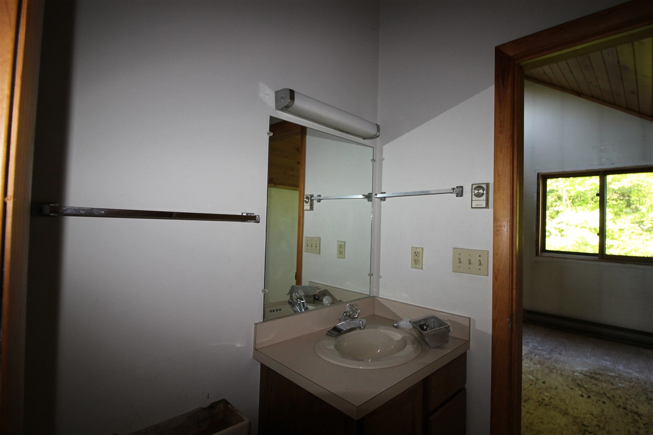 8 Spring Hill Road Campton, NH 03223 - Photo 10 of 24 Gallery Image 10