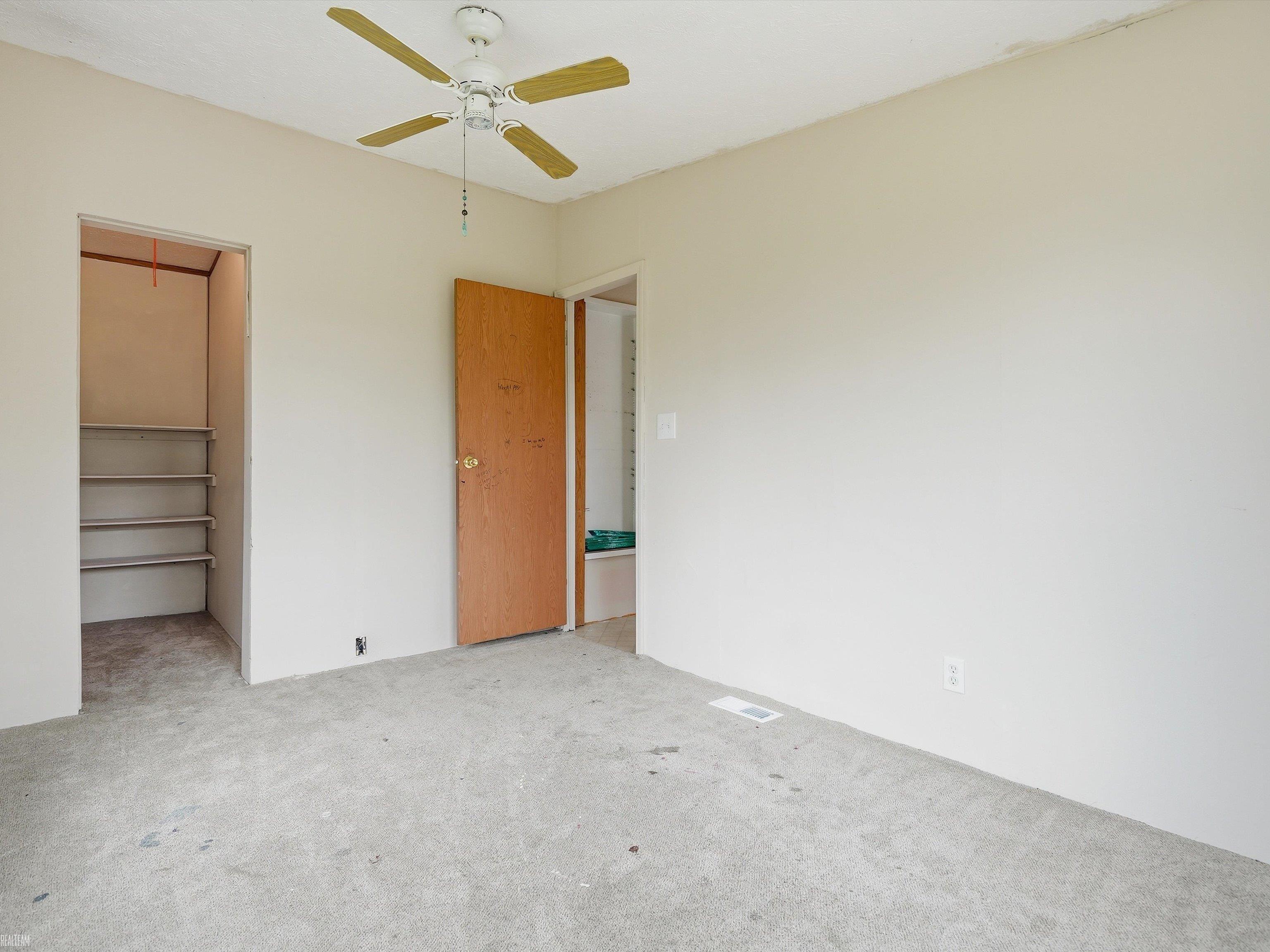 8137 Marquette Road Goodells, MI 48027 - Photo 20 of 41
