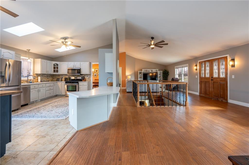 152 Twin Run Road Greensburg, PA 15601 - Photo 7 of 50