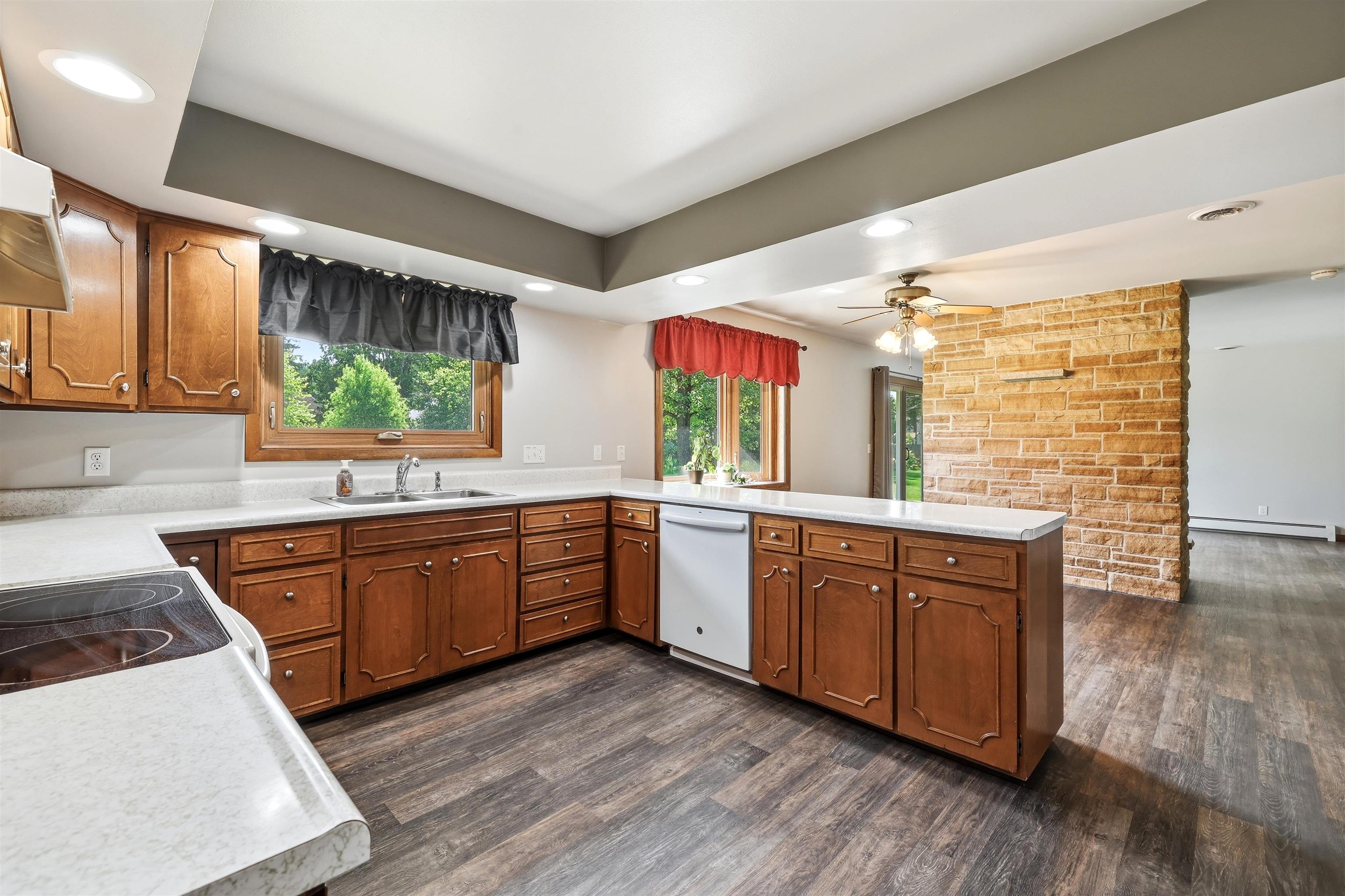 211 Meadow Street Stevens Point, WI 54481 - Photo 27 of 54 Gallery Image 27