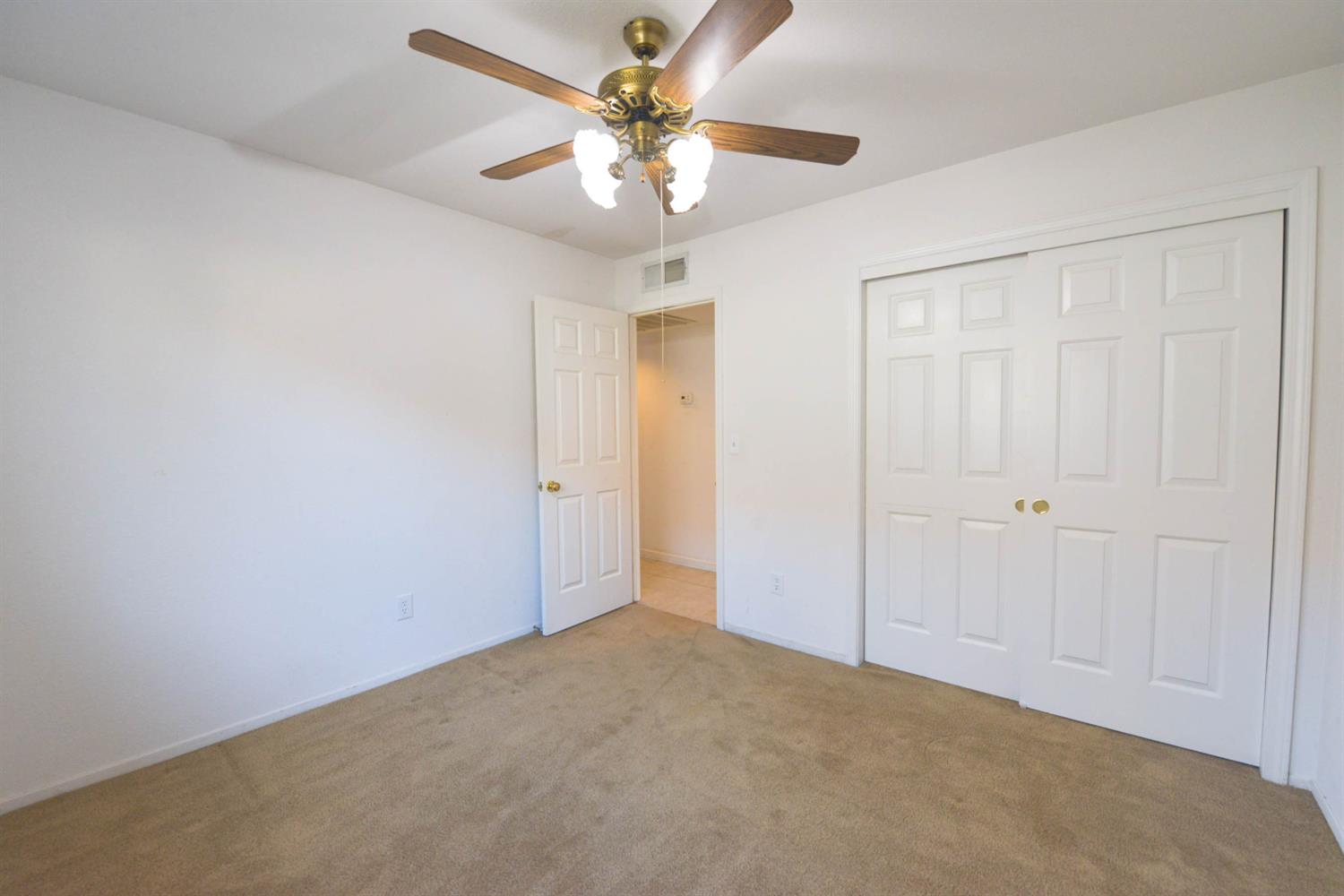 5572 West Sample Avenue Fresno, CA 93722 - Photo 39 of 42