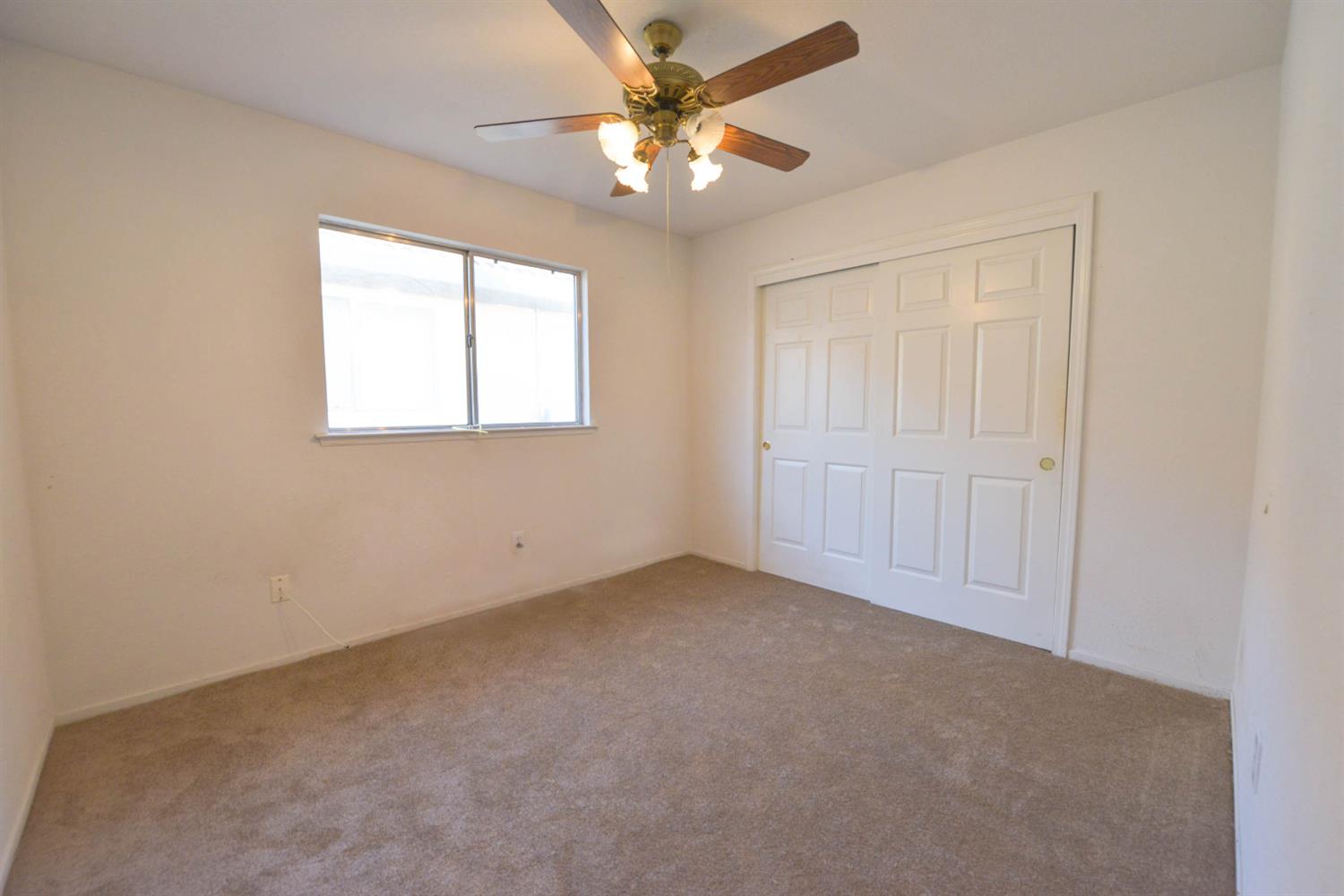 5572 West Sample Avenue Fresno, CA 93722 - Photo 41 of 42