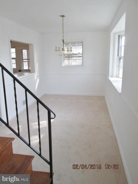 6221 Plymouth Road Baltimore, MD 21214 - Photo 5 of 16 Dining Room