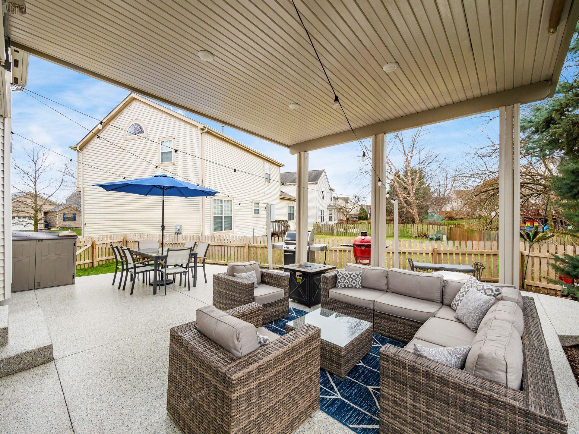 2476 Limestone Way Columbus, OH 43228 - Photo 42 of 52 Patio