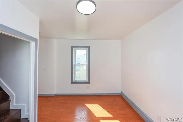 $1,500 | 30 Glenwood Avenue, Buffalo, NY 14209