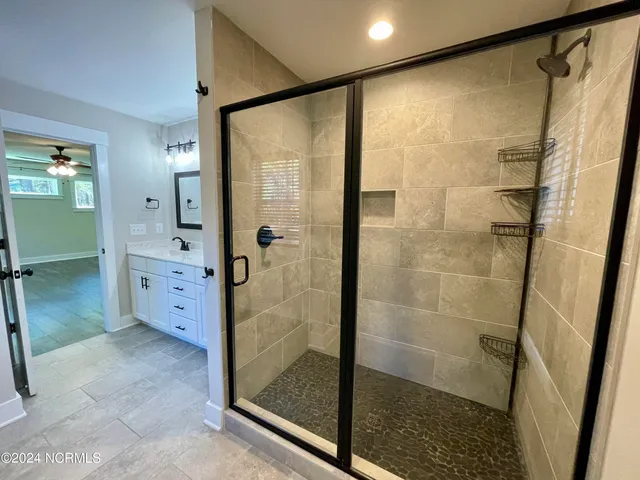 $2,200 | 142 Edgewater Drive, West End, NC 27376