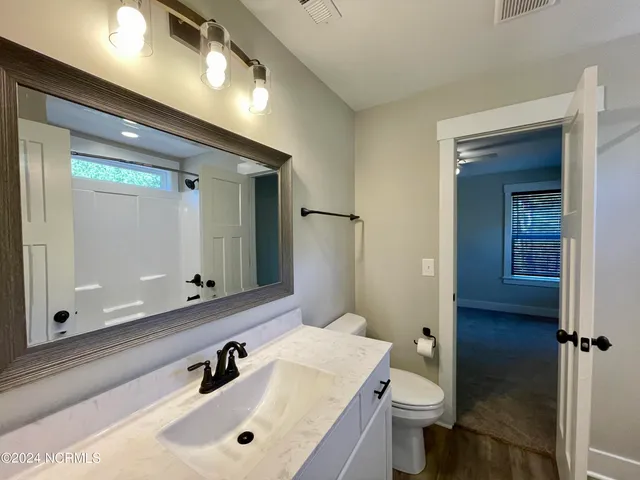 $2,200 | 142 Edgewater Drive, West End, NC 27376