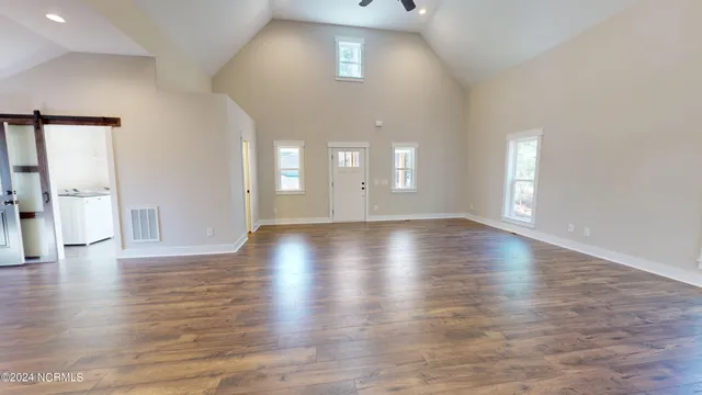 $2,200 | 142 Edgewater Drive, West End, NC 27376