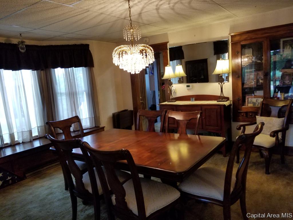 301 East Scottville Road Modesto, IL 62667 - Photo 5 of 31