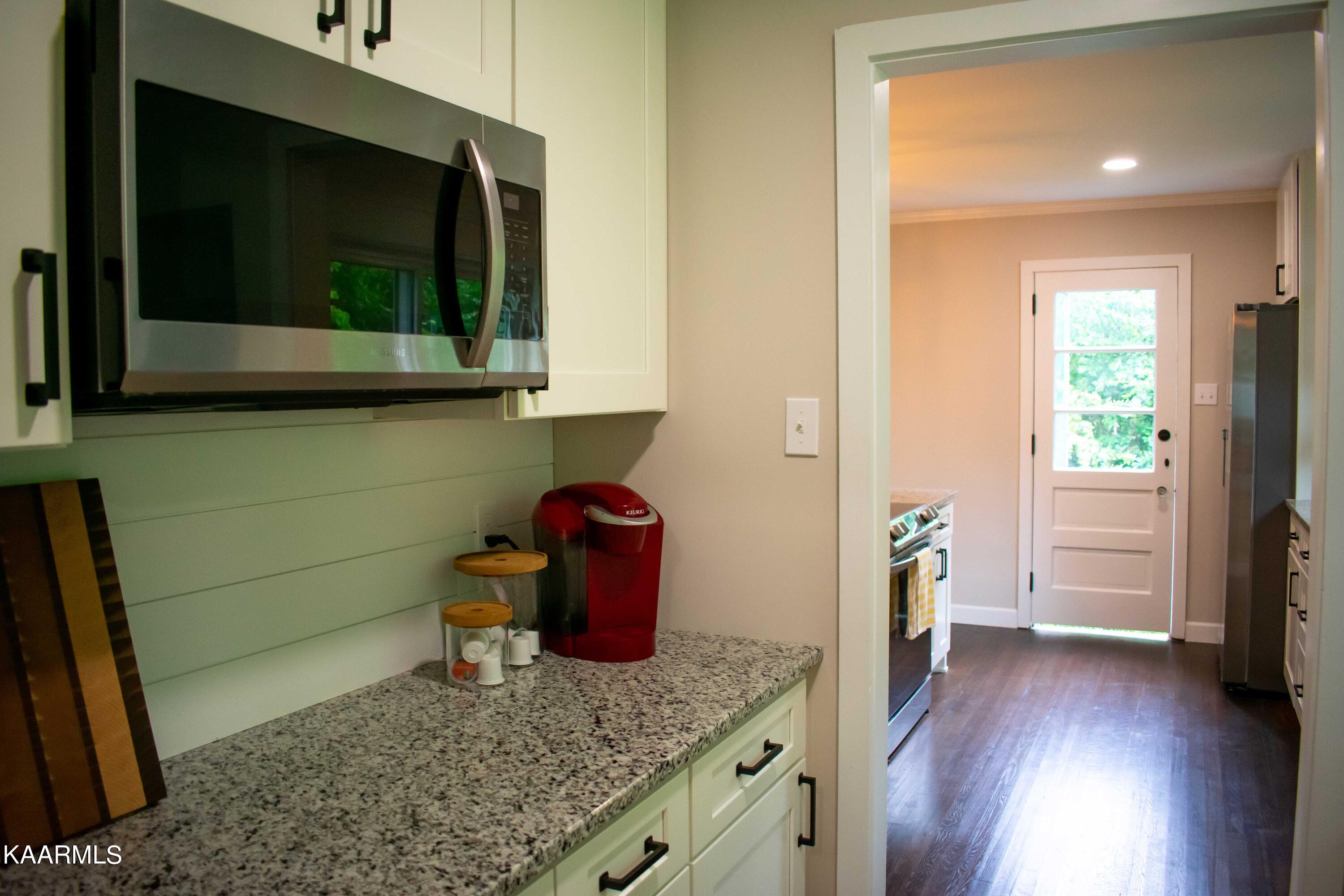 159 Outer Drive Oak Ridge, TN 37830 - Photo 15 of 41 Extended-Kitchen-a