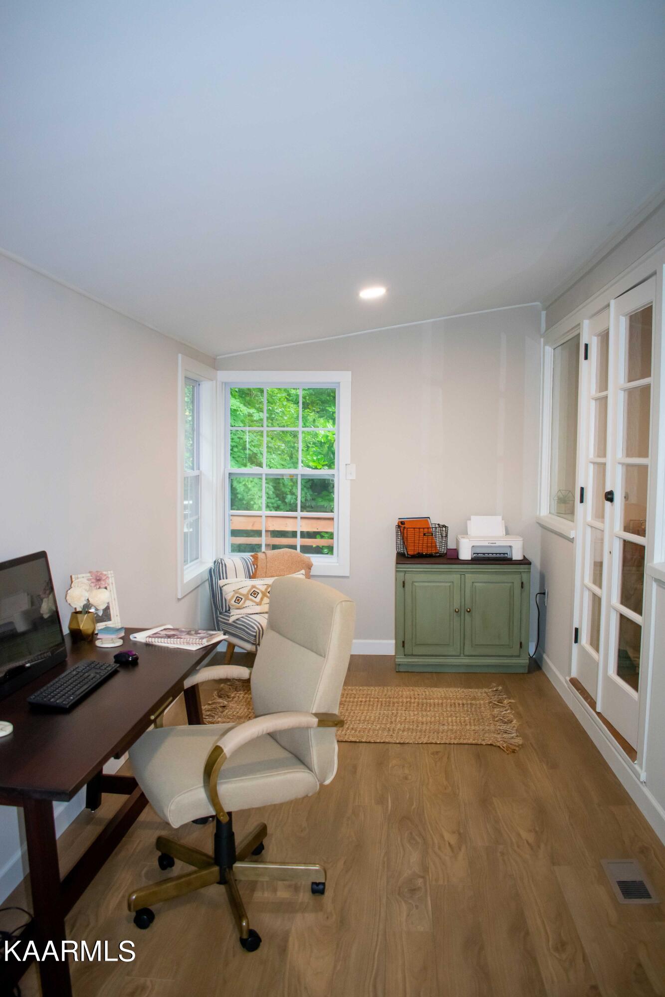 159 Outer Drive Oak Ridge, TN 37830 - Photo 31 of 41 Office-a