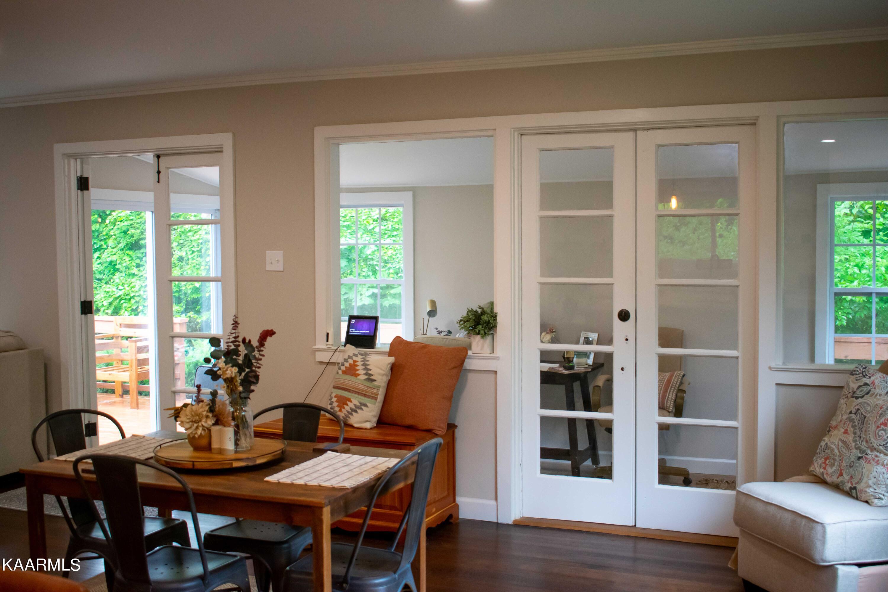 159 Outer Drive Oak Ridge, TN 37830 - Photo 10 of 41 Dining-Room-Area--a