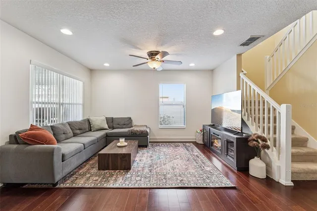 $375,000 | 2524 Abey Blanco Drive, Orlando, FL 32828