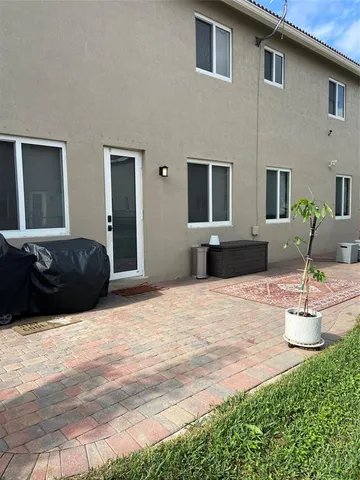 $855,000 | 20439 Northwest 9th Court, Miami, FL 33169