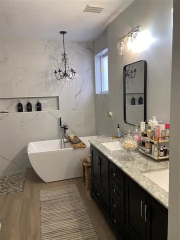 $855,000 | 20439 Northwest 9th Court, Miami, FL 33169