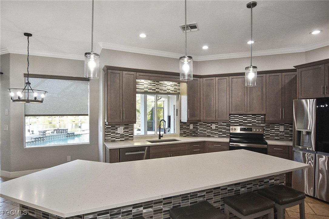 11066 Seminole Palm Way Fort Myers, FL 33966 - Photo 2 of 46