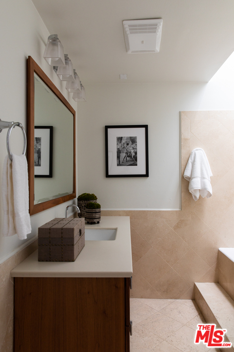 36 Navy Street, Unit 5 Venice, CA 90291 - Photo 23 of 39