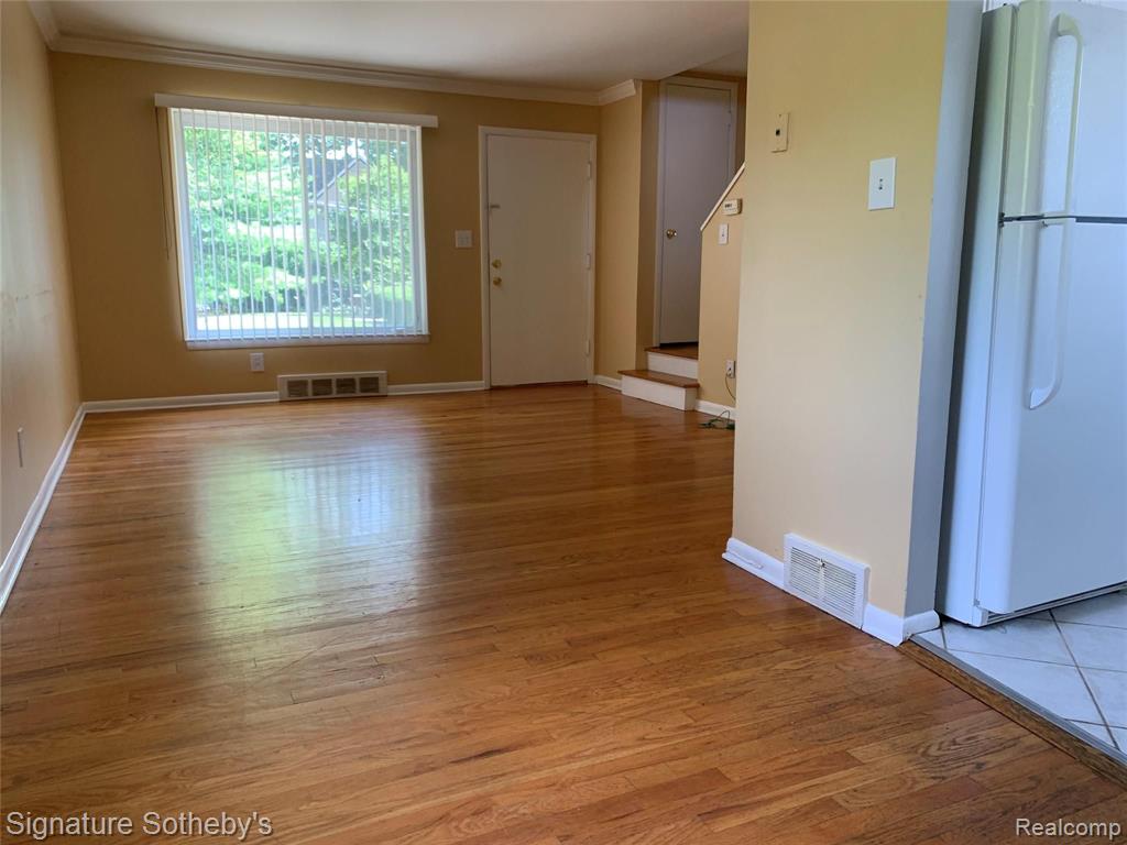 525 East 14 Mile Road Birmingham, MI 48009 - Photo 7 of 13