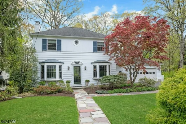 $1,295,000 | 1437 Whippoorwill Way, Mountainside, NJ 07092