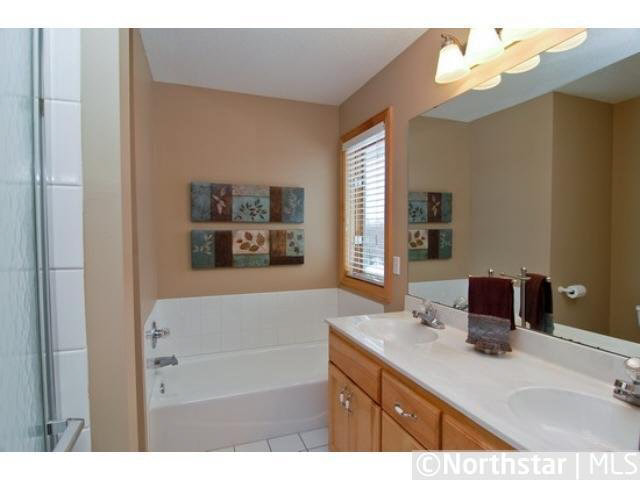 3106 Canyon Road Chaska, MN 55318 - Photo 10 of 18 Gallery Image 10