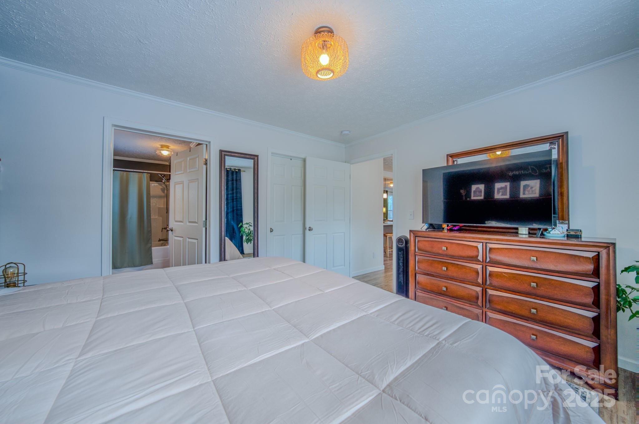 1471 Howard Gap Loop Road Flat Rock, NC 28731 - Photo 22 of 40