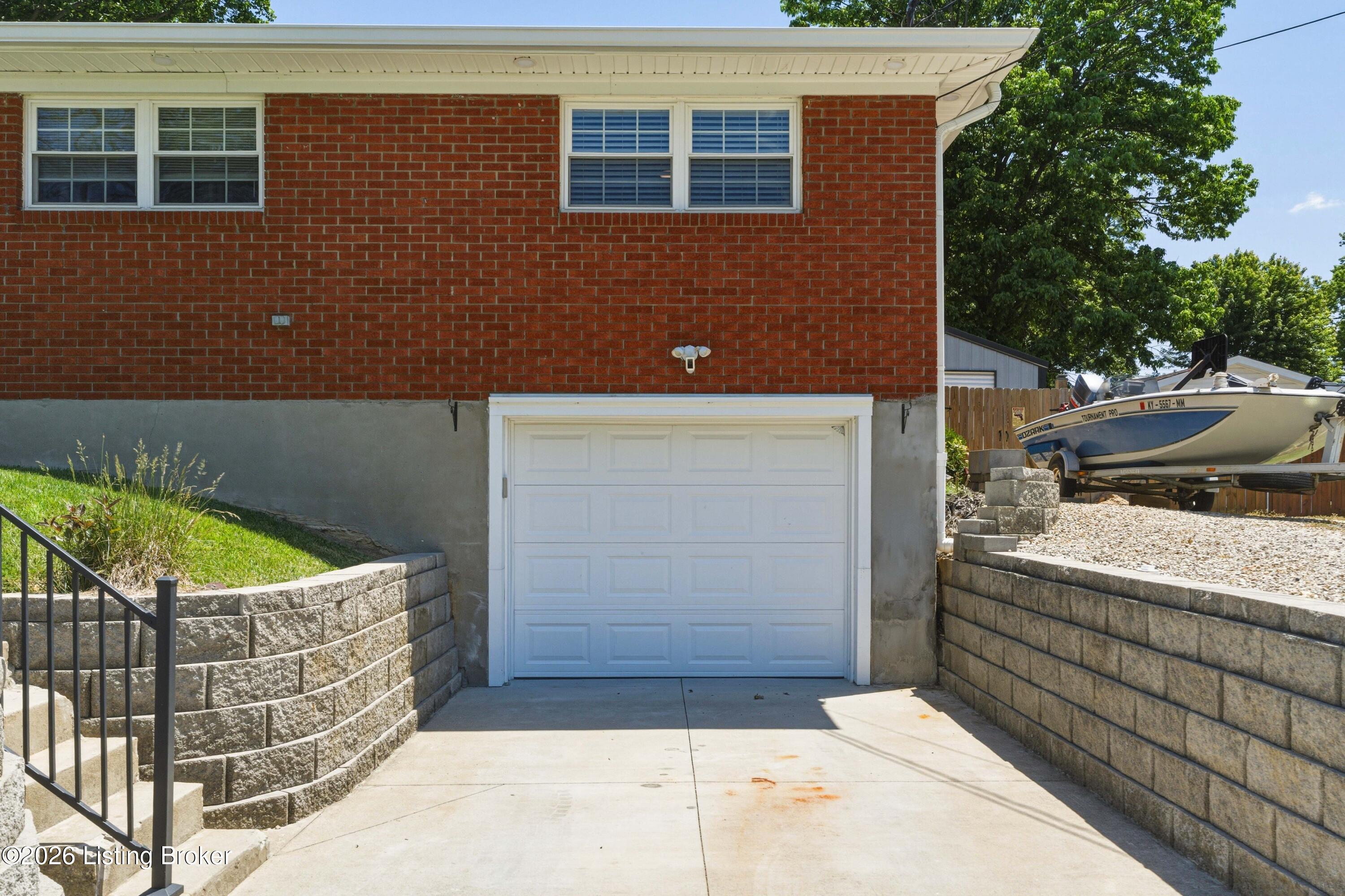 10707 Torrington Road Louisville, KY 40272 - Photo 51 of 65 DSC01795