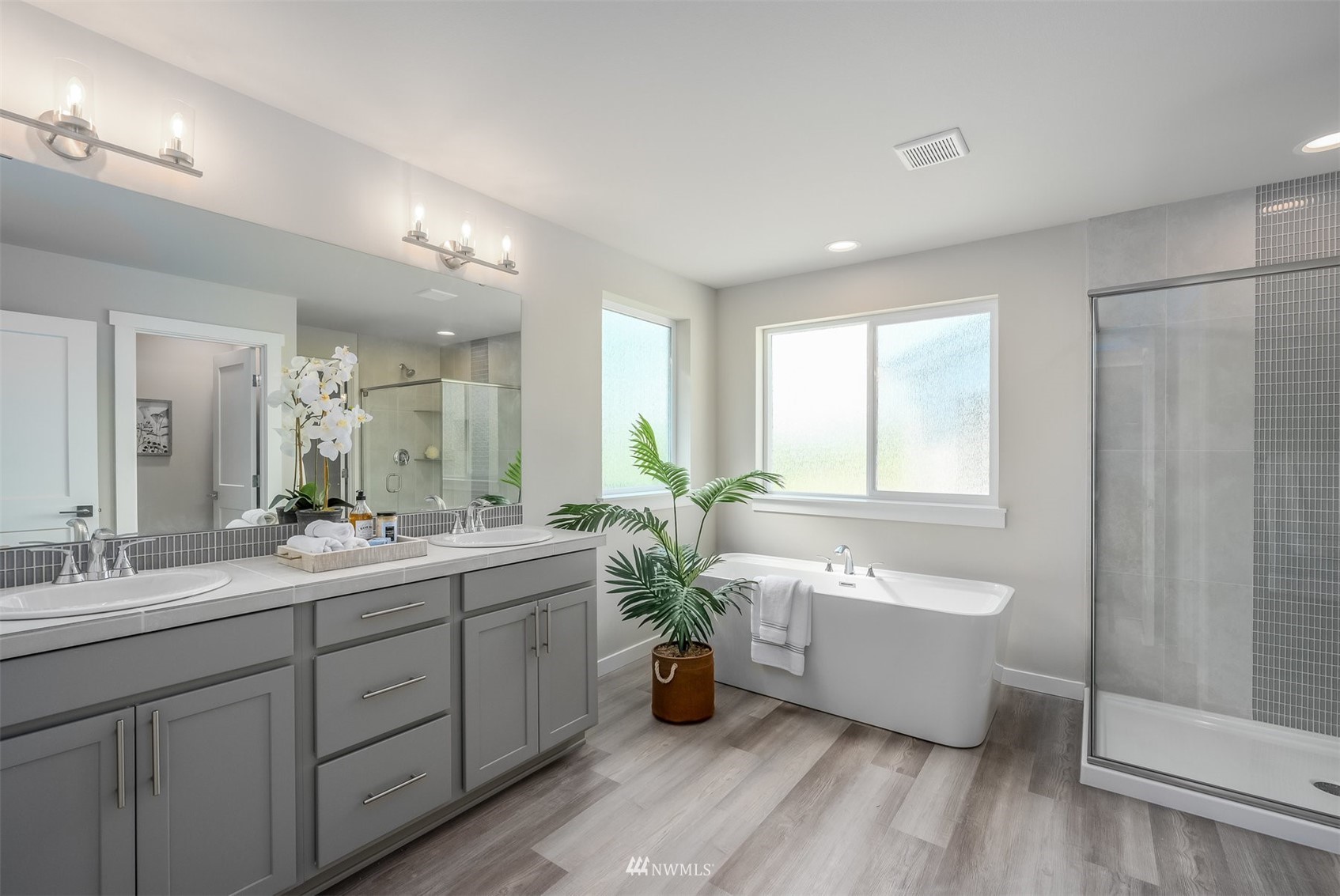 13873 Chain Lake Road Monroe, WA 98272 - Photo 14 of 18 Gallery Image 14