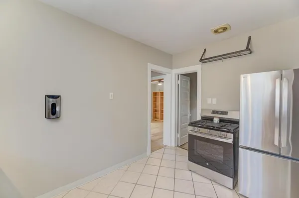 $269,900 | 904 Caton Avenue, Joliet, IL 60435