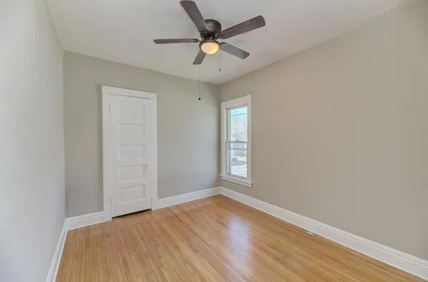 $269,900 | 904 Caton Avenue, Joliet, IL 60435