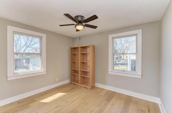 $269,900 | 904 Caton Avenue, Joliet, IL 60435