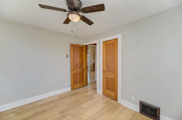 $269,900 | 904 Caton Avenue, Joliet, IL 60435