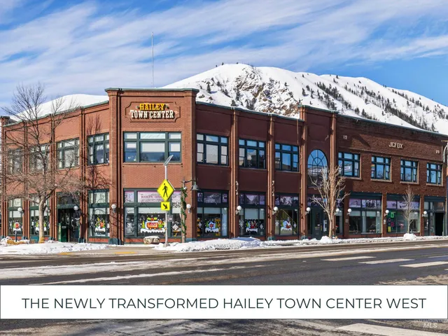 $869,900 | 317 North River Street, Unit 2 2, Hailey, ID 83333