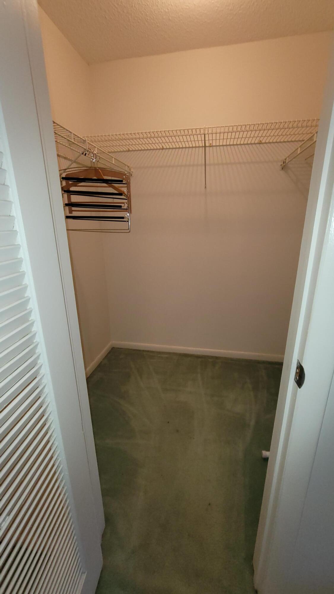 2 Golfs Edge, Unit F West Palm Beach, FL 33417 - Photo 19 of 43 19