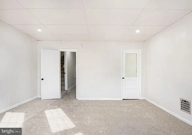 $2,050 | 851 South Street, Pottstown, PA 19464