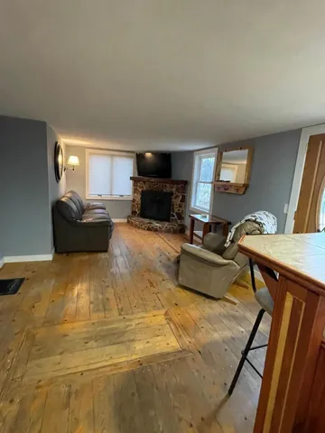 $279,000 | 25490 Front Street, Mattawan, MI 49071