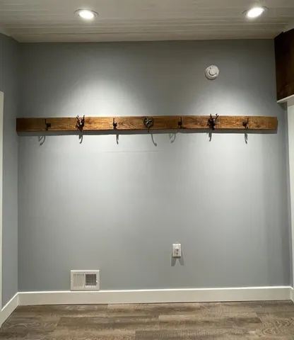 $279,000 | 25490 Front Street, Mattawan, MI 49071