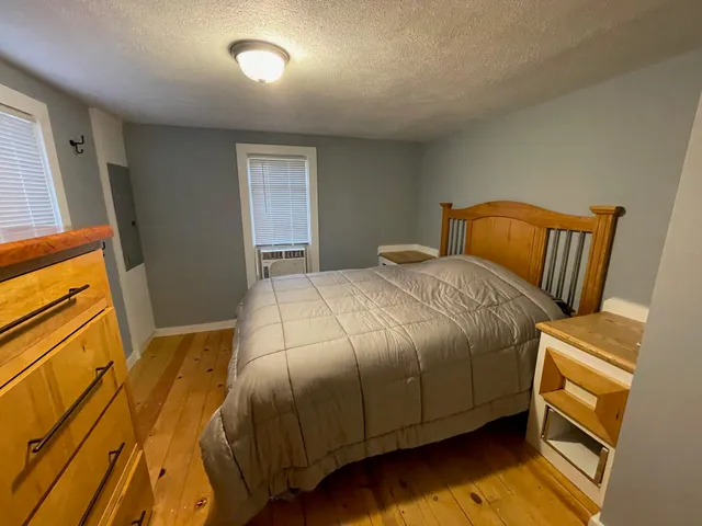 $279,000 | 25490 Front Street, Mattawan, MI 49071