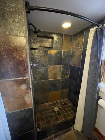 $279,000 | 25490 Front Street, Mattawan, MI 49071